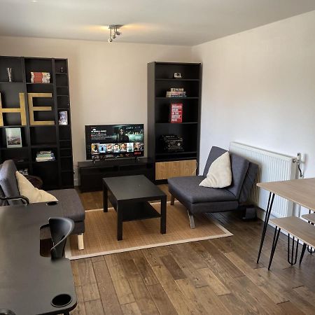 Beautiful Apartment Right Off Of Broadway Market 伦敦 外观 照片