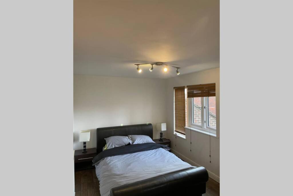 Beautiful Apartment Right Off Of Broadway Market 伦敦 外观 照片
