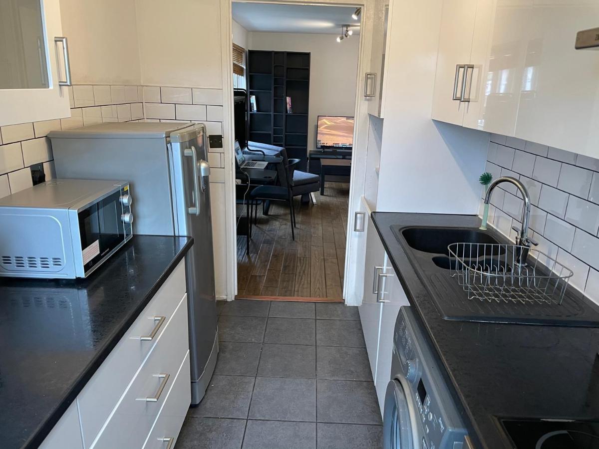 Beautiful Apartment Right Off Of Broadway Market 伦敦 外观 照片